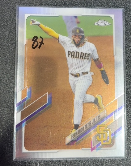 2021 Topps Chrome #1 Fernando Tatis Jr. — front