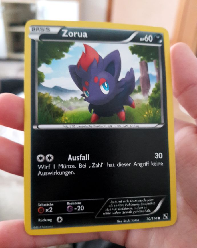 2011 Pokémon Black & White #70 Zorua — front