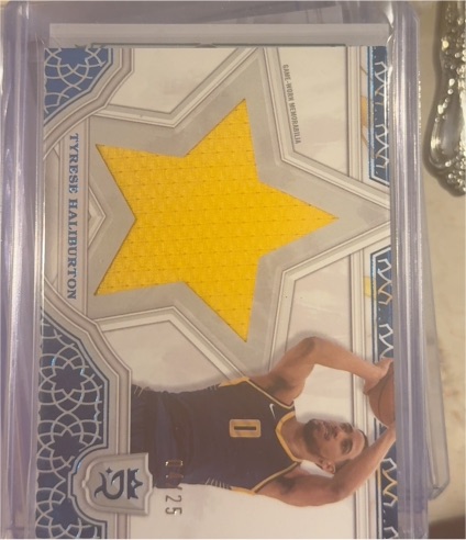 2024 Topps Royalty Star Relics #SRR-TH Tyrese Haliburton — front