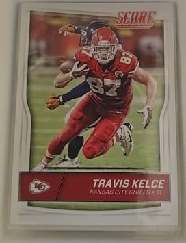 2016 Panini Score #163 Travis Kelce — front