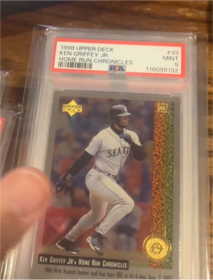 1998 Upper Deck #33 Ken Griffey Jr. Home Run Chronicles — front