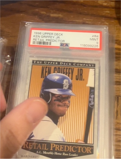 1996 Upper Deck #R4 Ken Griffey Jr. Retail Predictor — front