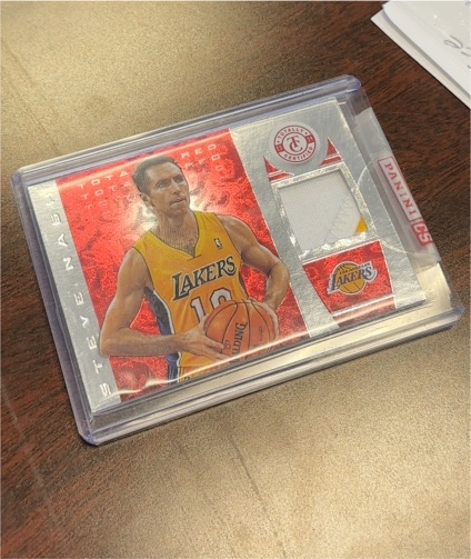 2013-14 Panini Totally Certified Steve Nash Jersey Card — front