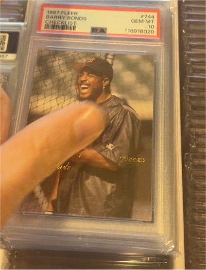 1997 Fleer #7/44 Barry Bonds Checklist — front