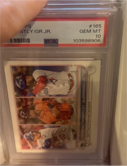 2022 Topps #165 Michael Brantley / Vladimir Guerrero Jr. — front