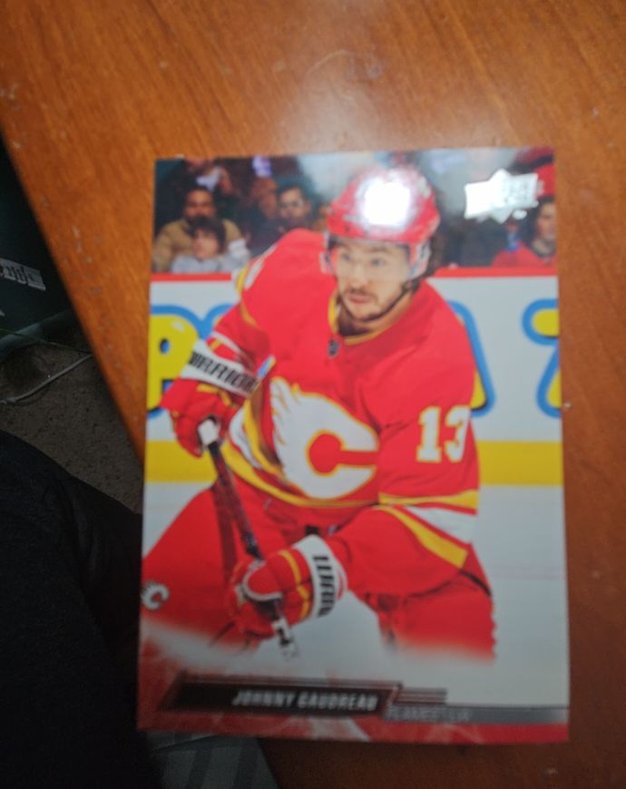 2022-23 Upper Deck #26 Johnny Gaudreau — front
