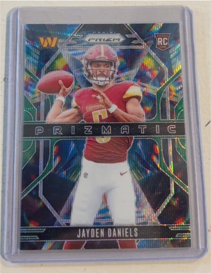 2024 Panini Prizm #3 Jayden Daniels — front