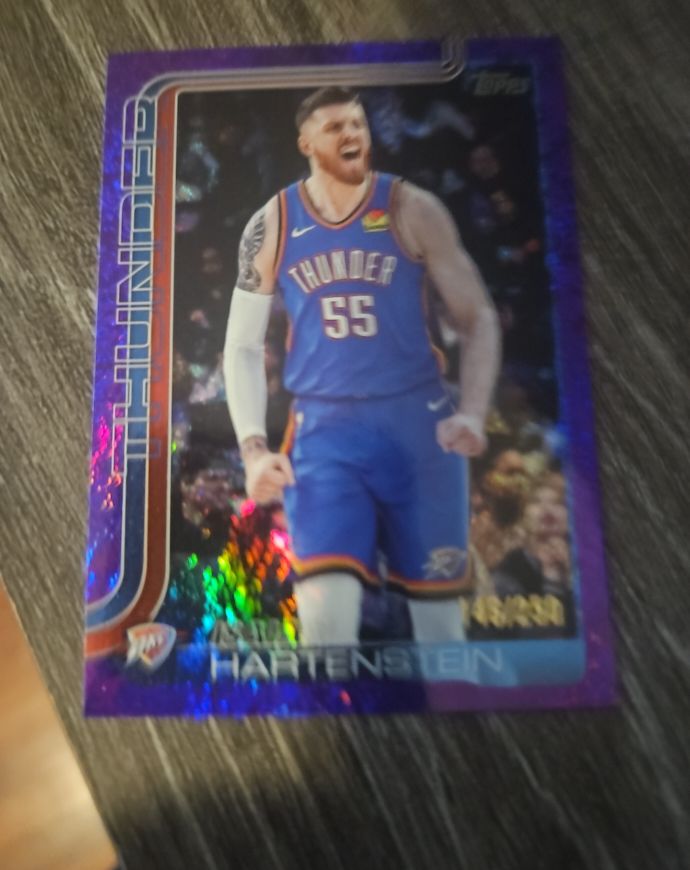 2025-26 Topps #120 Isaiah Hartenstein Oklahoma City Thunder — front