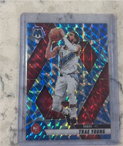 2019 Panini Mosaic #11 Trae Young — front