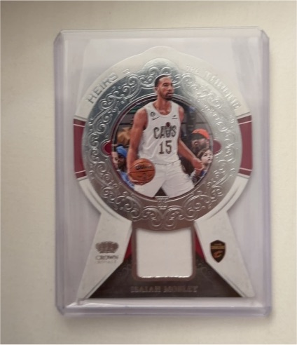 2022-23 Panini Crown Royale Heirs to the Throne #HT-IMC Isaiah Mobley — front