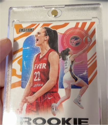 2024 Panini Instant WNBA Rookie of the Year #A Caitlin Clark — front