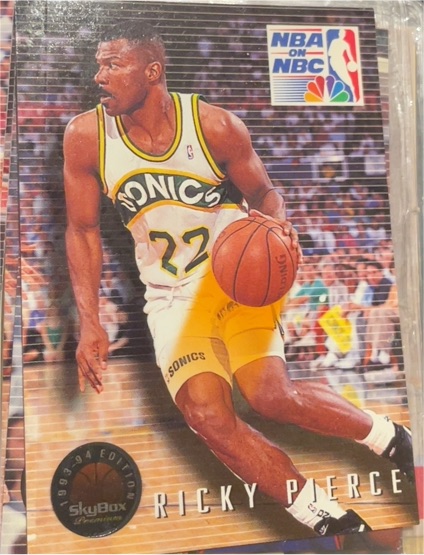 1993-94 SkyBox Premium #11 Ricky Pierce — front