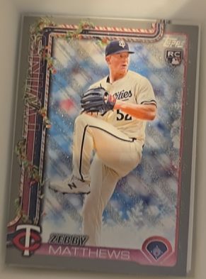 2025 Topps Holiday #H68 Zebby Matthews Rookie Card — front