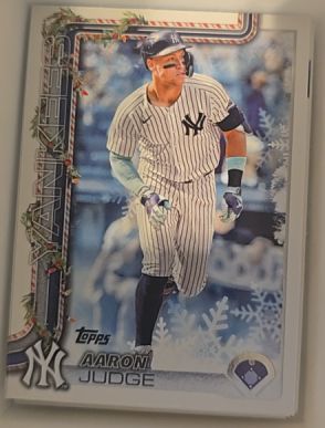 2025 Topps Holiday #H161 Aaron Judge — front