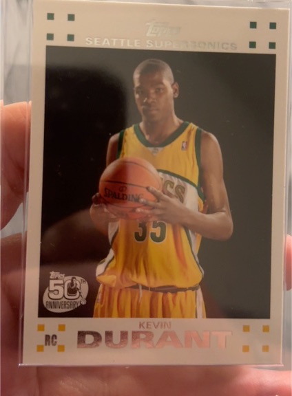 2007-08 Topps #2 Kevin Durant Rookie Card — front
