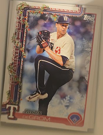 2025 Topps Holiday #H196 Jacob deGrom — front