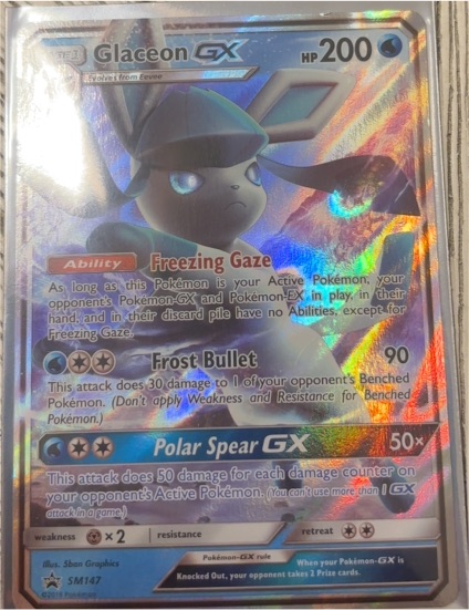 Pokémon TCG SM Black Star Promo #SM147 Glaceon GX — front