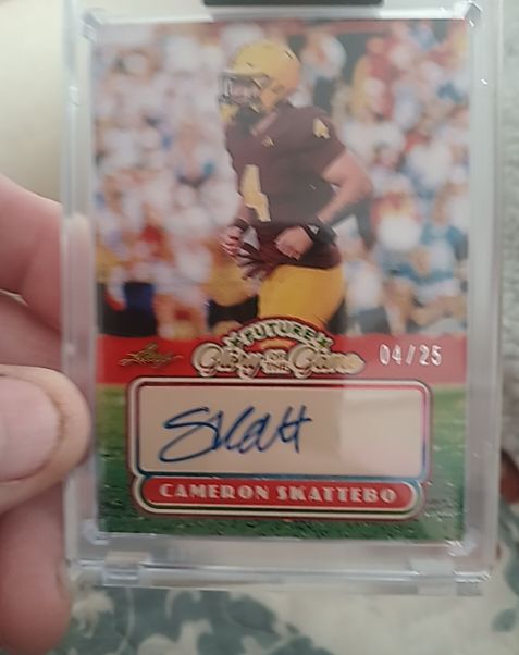 2025 Leaf Future Glory of the Game #04/25 Cameron Skattebo — front
