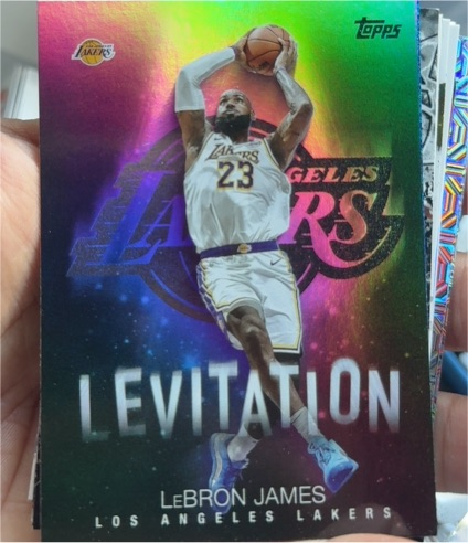 2025-26 Topps Basketball #L-1 LeBron James Levitation — front