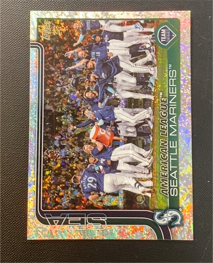2025 Topps Series 1 #96 Seattle Mariners Team Card — front
