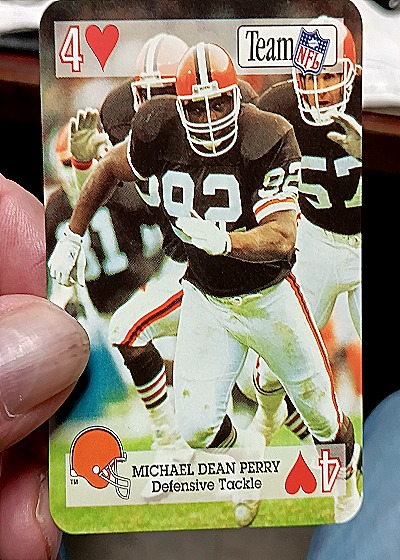1992 Team NFL Football Playing Card #4 Michael Dean Perry — front