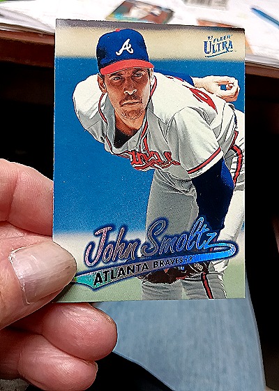1997 Fleer Ultra #160 John Smoltz — front