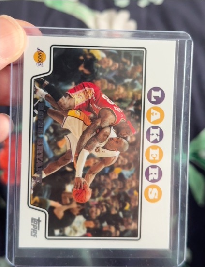 2008 Topps #24 Kobe Bryant — front