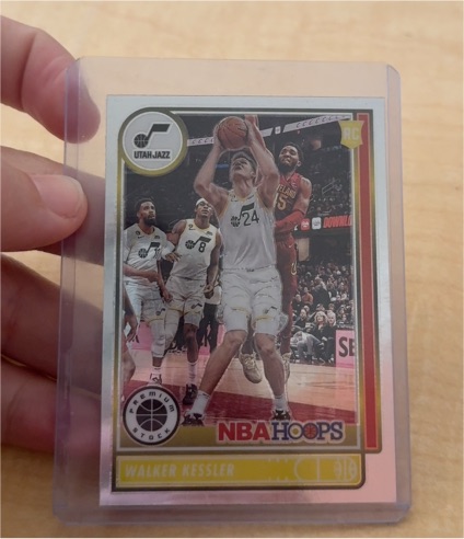 2022-23 Panini Chronicles Hoops Premium Stock #590 Walker Kessler — front
