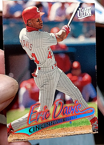 1997 Fleer Ultra #176 Eric Davis — front