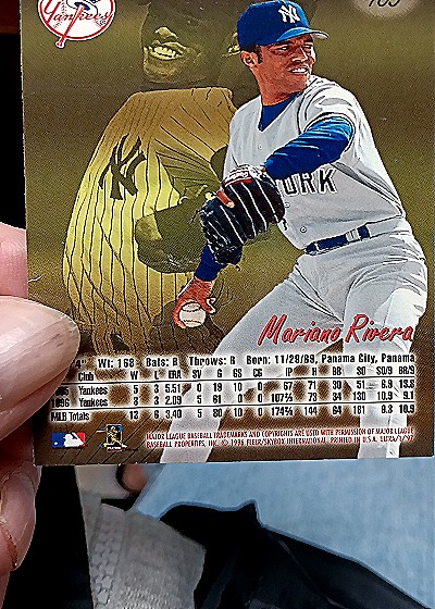 1997 Fleer Ultra #103 Mariano Rivera — back