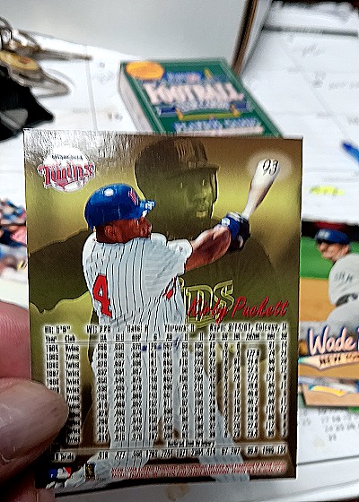 1991 Fleer Ultra #300 Kirby Puckett — back
