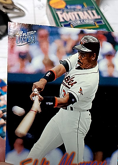 1995 Fleer Ultra #6 Eddie Murray — front