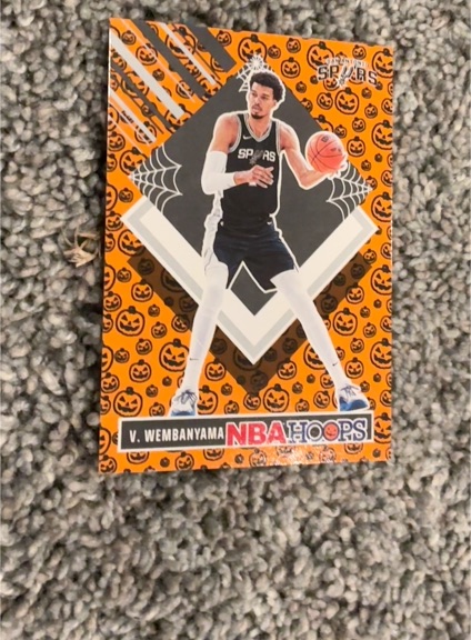 2024-25 Panini Haunted Hoops #285 Victor Wembanyama — front