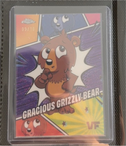 2025 Topps Chrome VeeFriends Gracious Grizzly Bear Manga Speckle — front