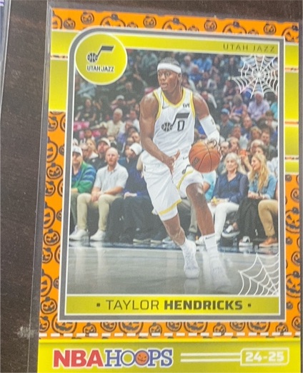 2024-25 Panini Haunted Hoops #87 Taylor Hendricks — front