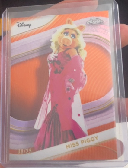 2025 Topps Chrome Disney #123 Miss Piggy — front