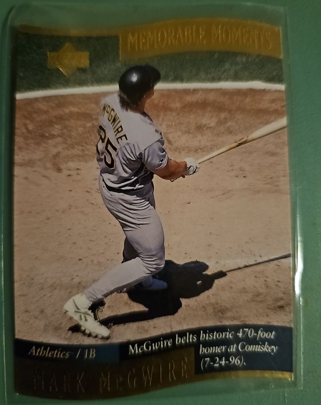1997 Upper Deck Memorable Moments #7 Mark McGwire — front