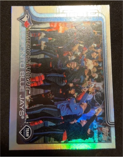2025 Topps Series 2 #570 Toronto Blue Jays Team Card — front
