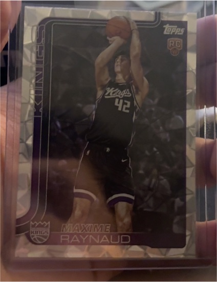 2025-26 Topps #243 Maxime Raynaud — front