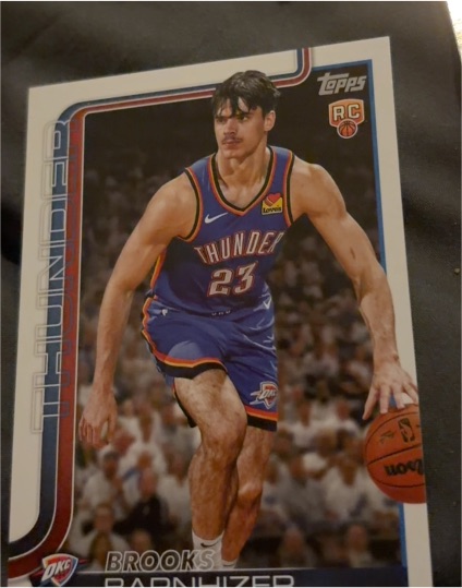 2025-26 Topps #245 Brooks Barnhizer — front