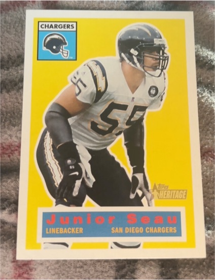 2001 Topps Heritage #4 Junior Seau — front