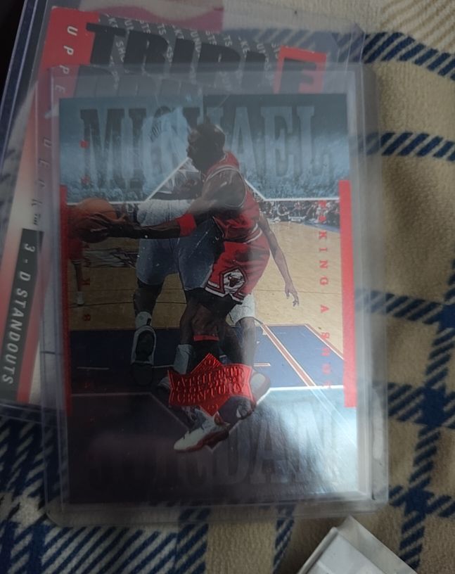 1999 Upper Deck Athlete of the Century #7 Michael Jordan — front
