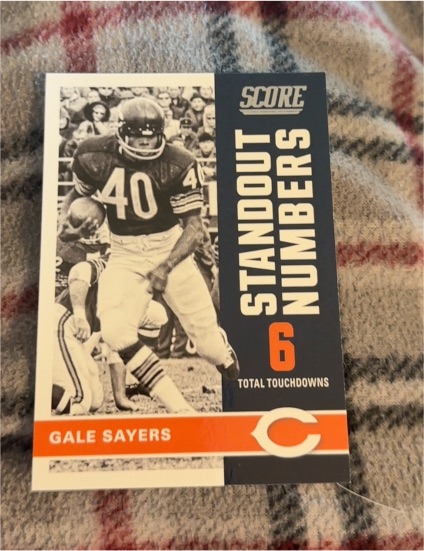 2017 Panini Score #12 Gale Sayers — front