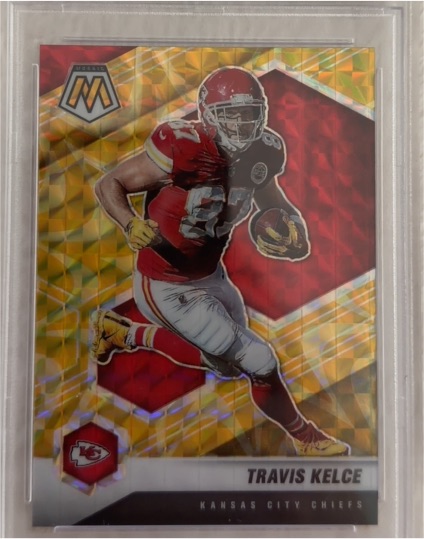 2021 Panini Mosaic #4 Travis Kelce — front