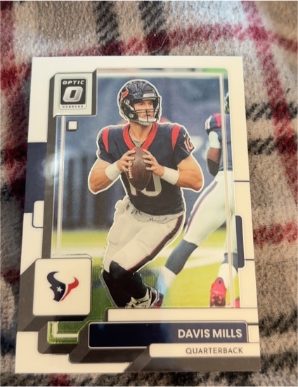 2022 Panini Donruss Optic #76 Davis Mills — front