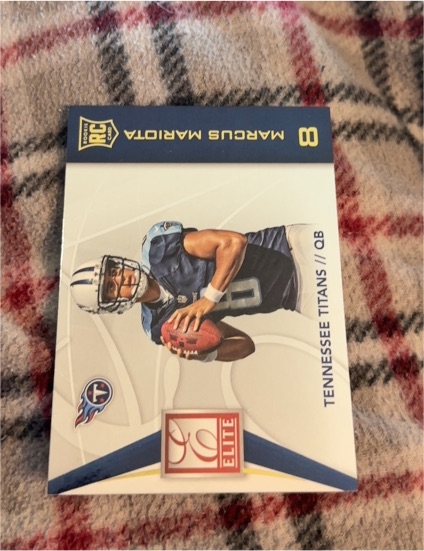 2015 Panini Donruss Elite #79 Marcus Mariota RC — front