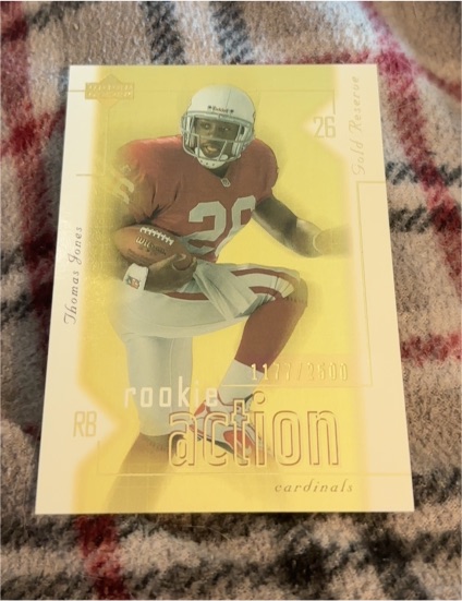 2000 Upper Deck Gold Reserve #212 Thomas Jones Rookie Action — front
