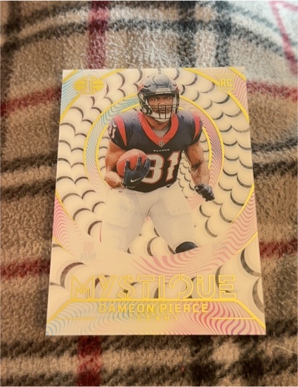 2022 Panini Illusions Mystique #M-25 Dameon Pierce — front