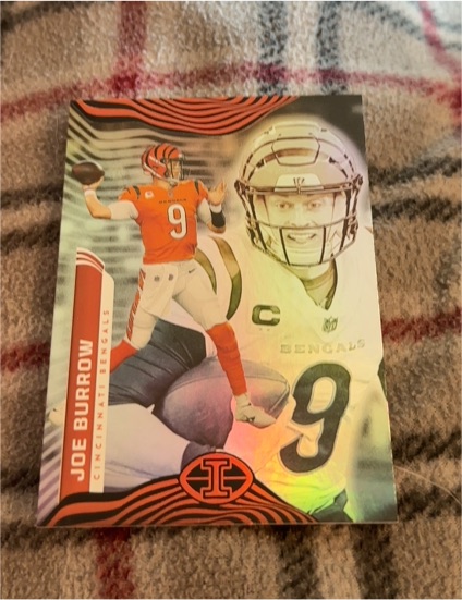 2022 Panini Illusions #17 Joe Burrow — front