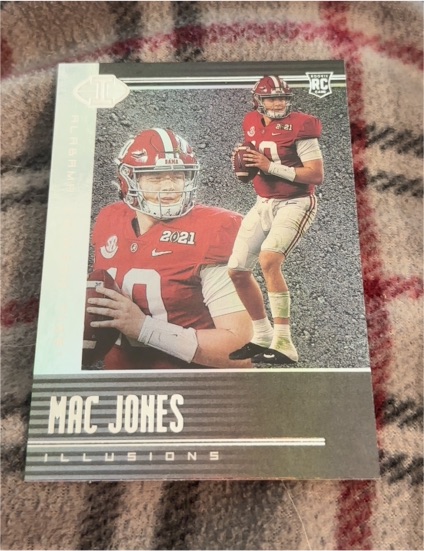 2021 Panini Chronicles Illusions Draft Picks #109 Mac Jones — front